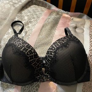 Victoria’s Secret Bombshell Bra